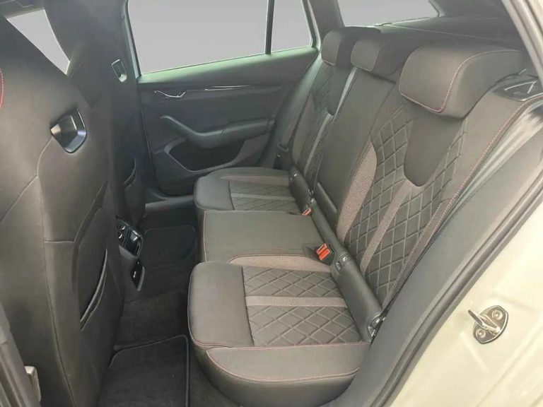 Skoda Octavia Combi RS 2.0 TDI 4×4 - photo 11