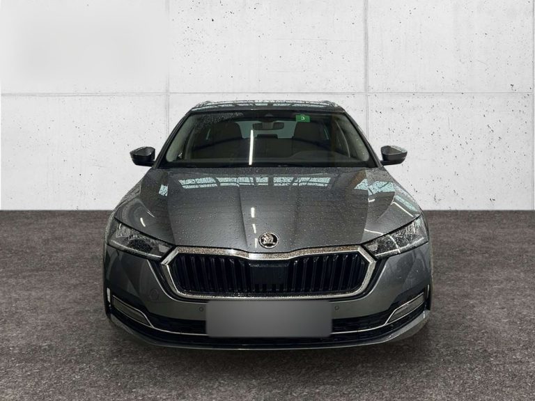 Skoda Octavia Combi 2.0 TDI DSG Selection - photo 3