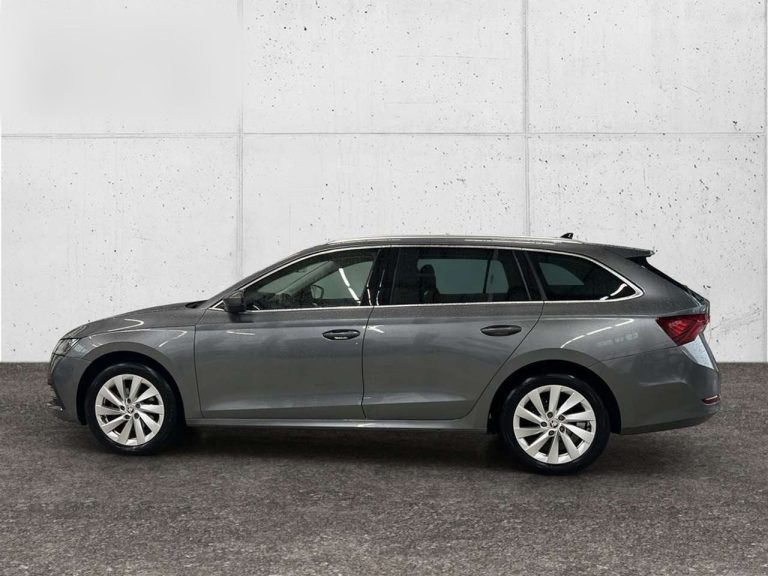 Skoda Octavia Combi 2.0 TDI DSG Selection - photo 5