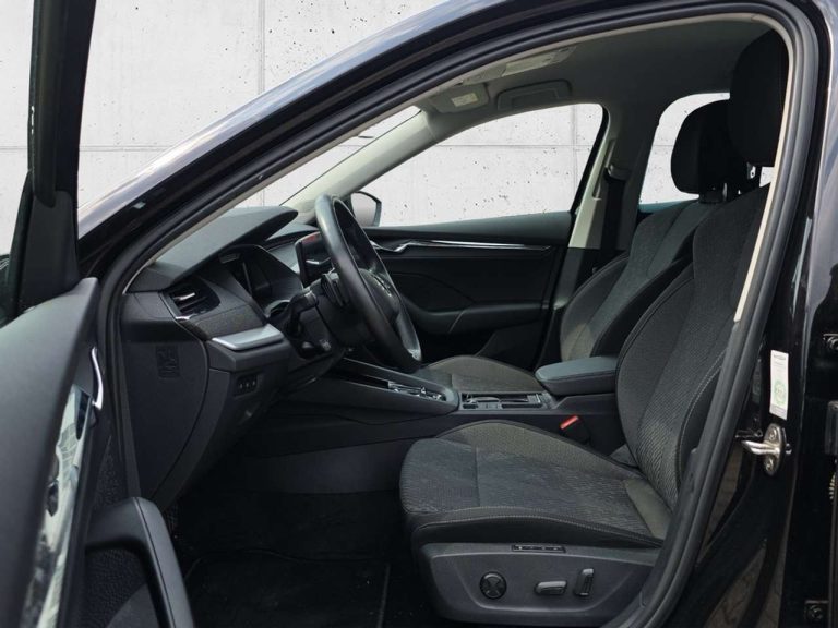 Skoda Octavia Combi 2.0 TDI DSG Selection - photo 7