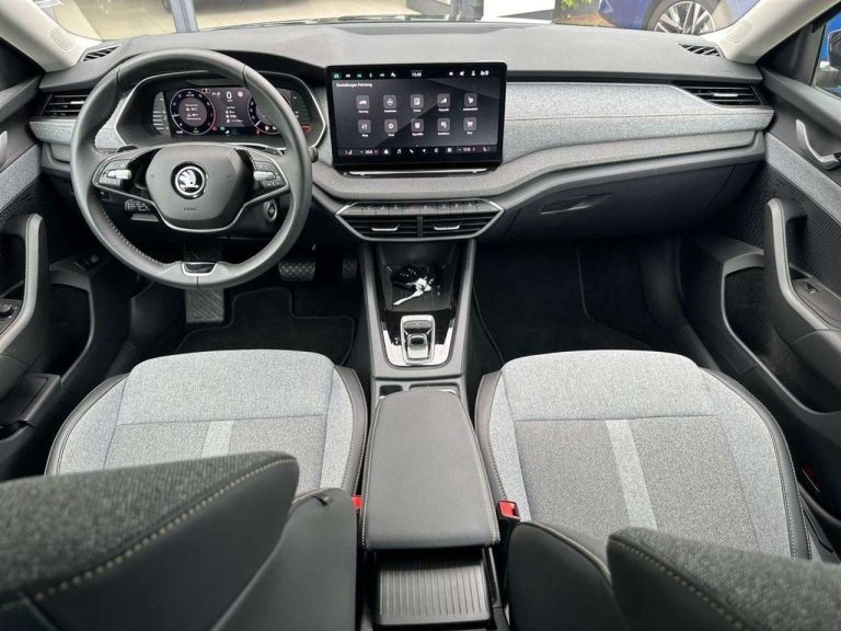 Skoda Octavia Combi 1.5 TSI mild hybrid DSG Exclusive - photo 8