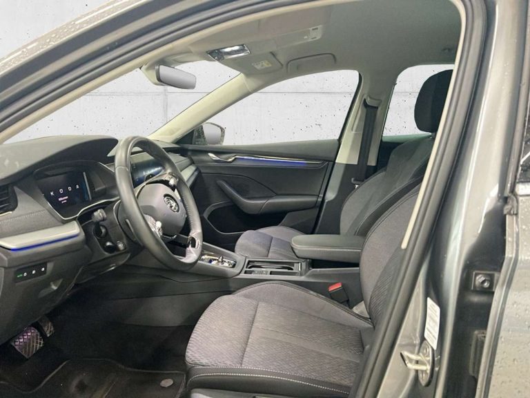 Skoda Octavia Combi 2.0 TDI DSG Selection - photo 8