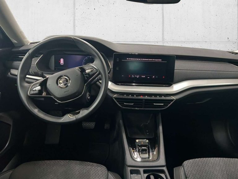 Skoda Octavia Combi 2.0 TDI DSG Selection - photo 9