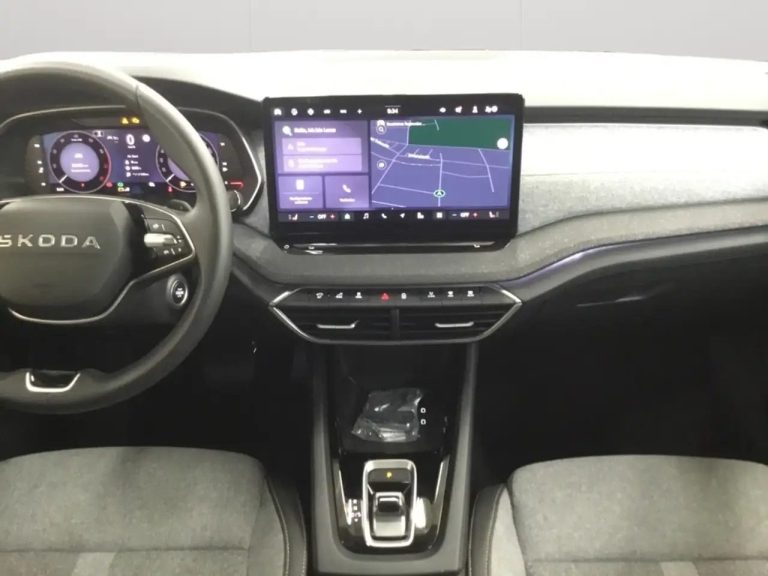 Skoda Octavia Combi 1.5 TSI DSG Selection - photo 12