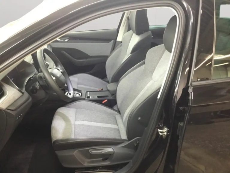 Skoda Octavia Combi 1.5 TSI DSG Selection - photo 14