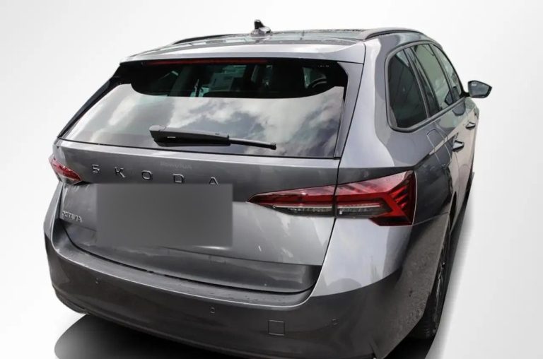 Skoda Octavia Combi 2.0 TDI Tour DSG - photo 2