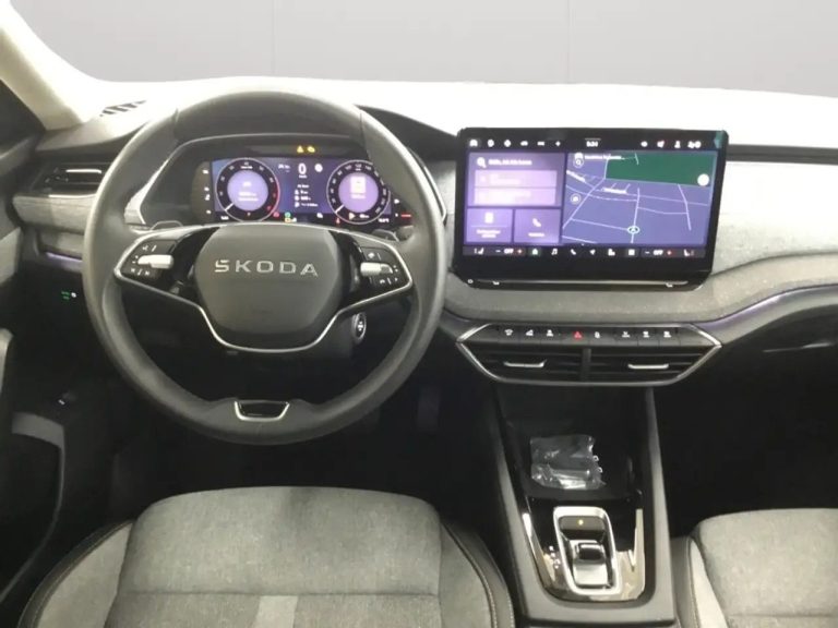 Skoda Octavia Combi 1.5 TSI DSG Selection - photo 8