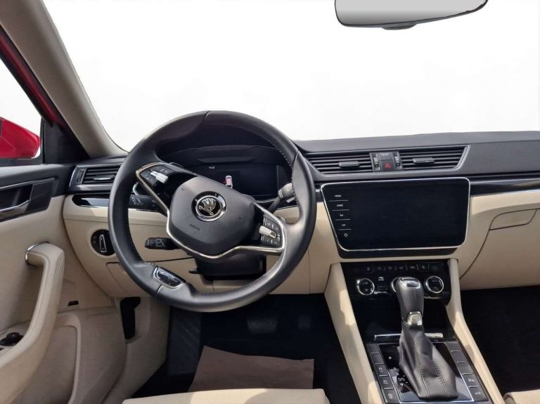 Skoda Superb Combi 2.0 TDI 4×4 DSG Laurin & Klement - photo 6