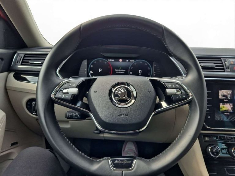 Skoda Superb Combi 2.0 TDI 4×4 DSG Laurin & Klement - photo 7