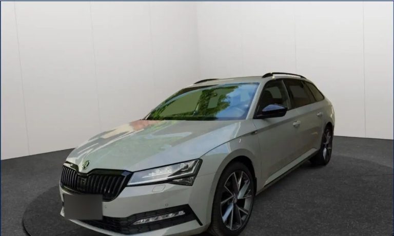 Skoda Superb Combi 2.0 TDI DSG Sportline