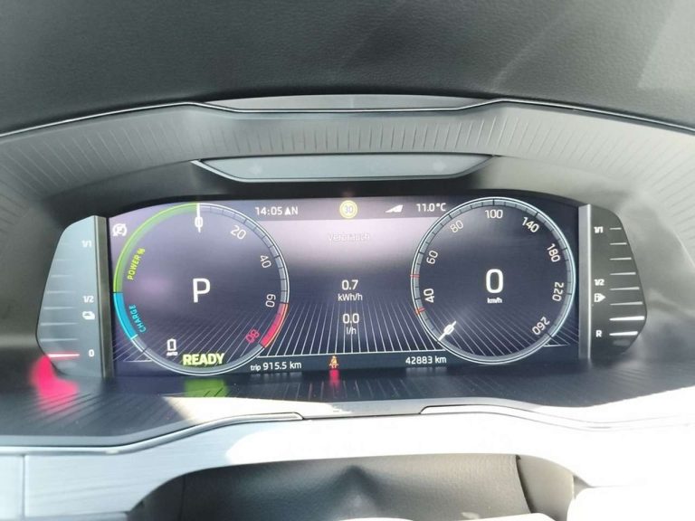 Skoda Superb 1.4 TSI iV DSG Ambition - photo 12