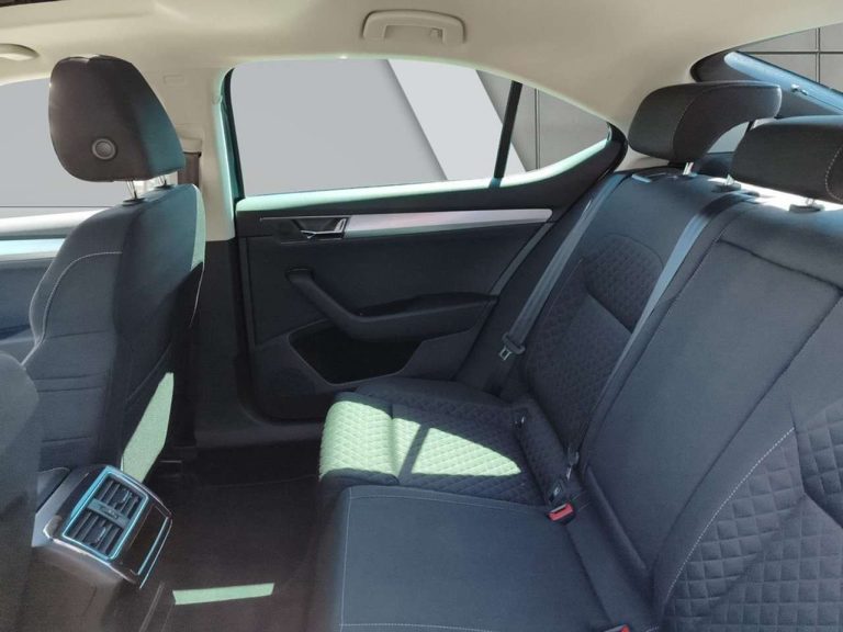 Skoda Superb 1.4 TSI iV DSG Ambition - photo 8