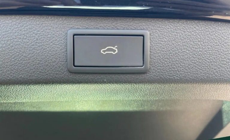 Skoda Superb Combi Style 2.0 TDI DSG - photo 13