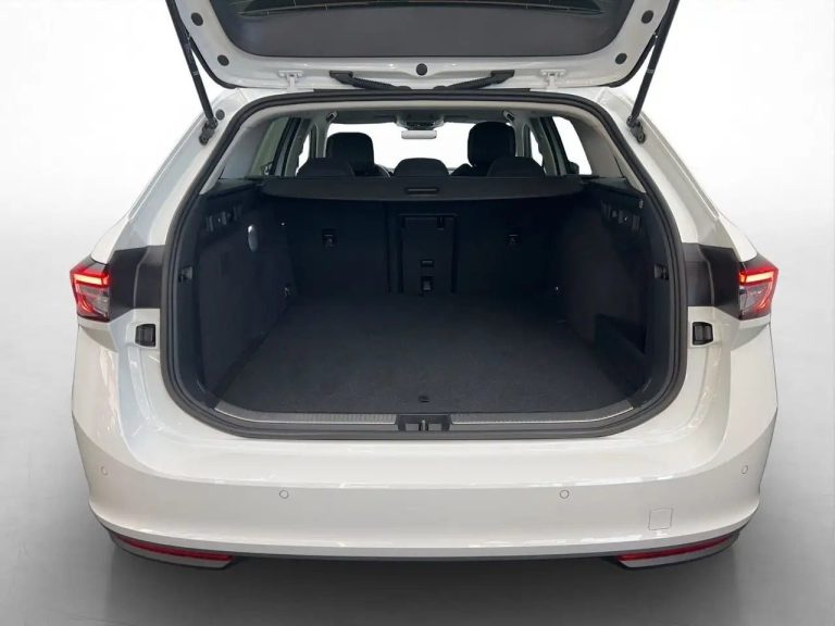 Skoda Superb Combi 1.5 TSI iV Selection - photo 11