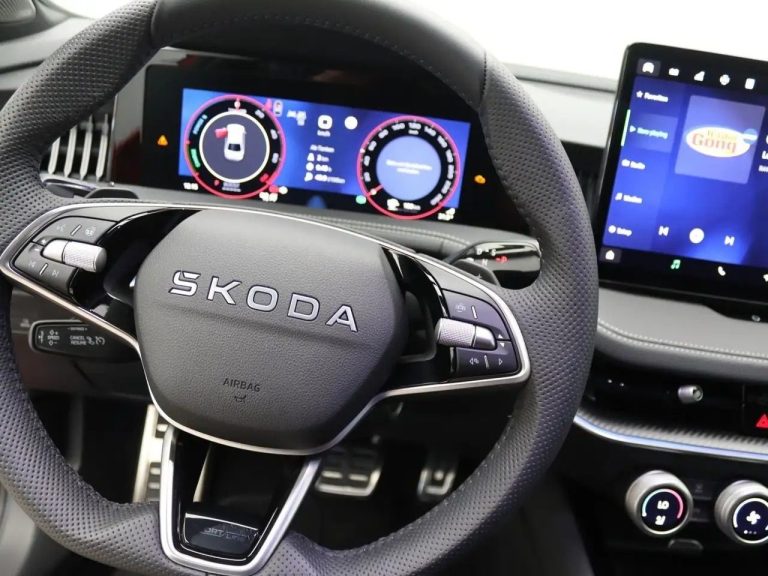 Skoda Superb Berline Sportline 1.5 TSI iV DSG - photo 12
