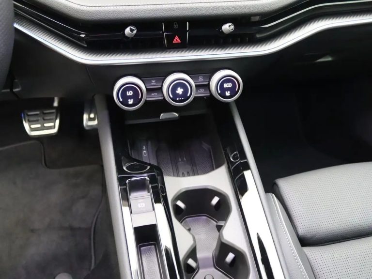 Skoda Superb Berline Sportline 1.5 TSI iV DSG - photo 14