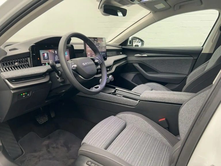 Skoda Superb Combi 1.5 TSI iV Selection - photo 15