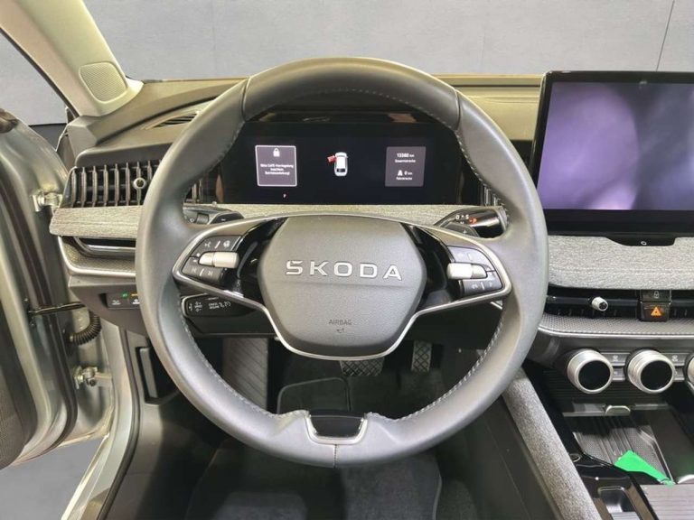 Skoda Superb Combi 2.0 TDI DSG Selection - photo 5