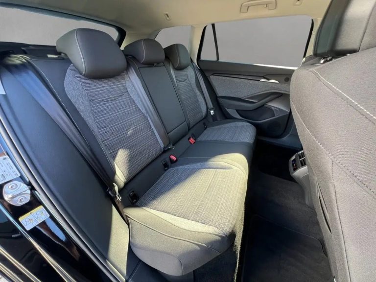 Skoda Superb Combi 1.5 TSI iV Selection - photo 8