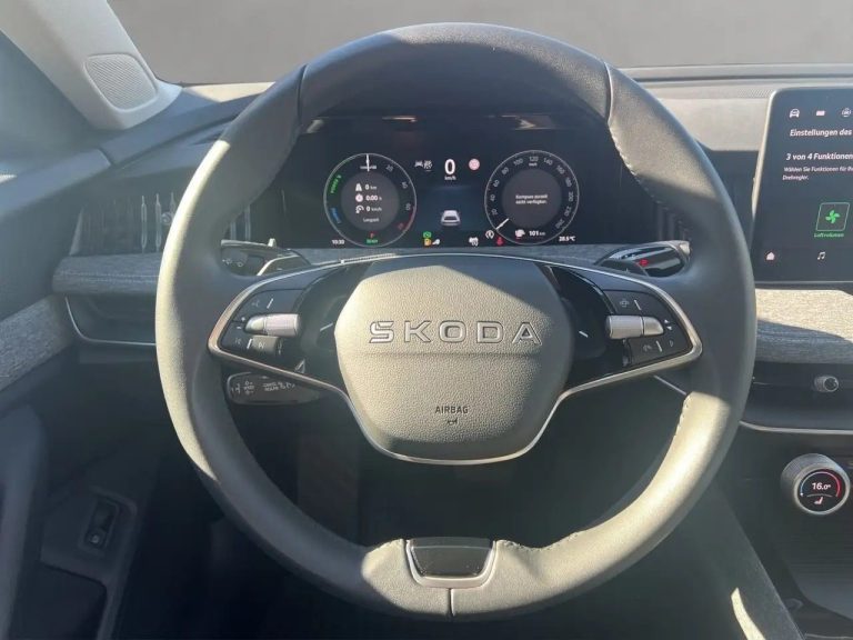 Skoda Superb Combi 1.5 TSI iV Selection - photo 9