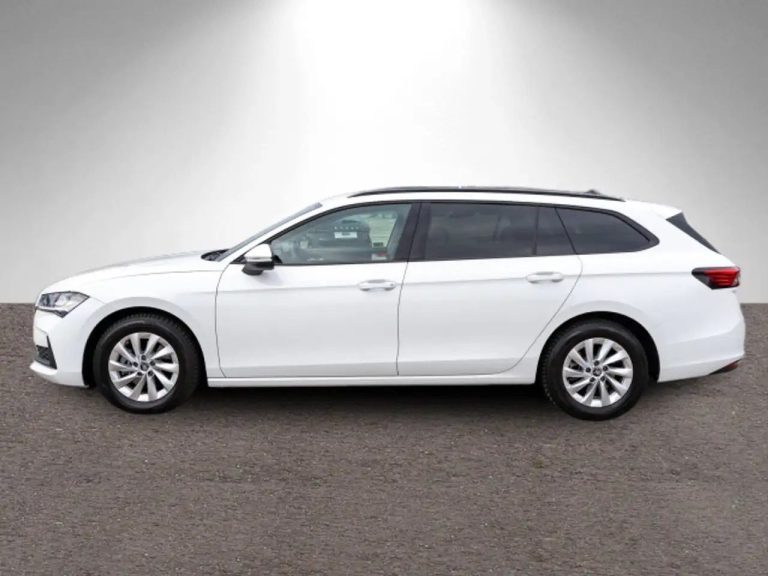 Skoda Superb Combi 2.0 TDI DSG - photo 3