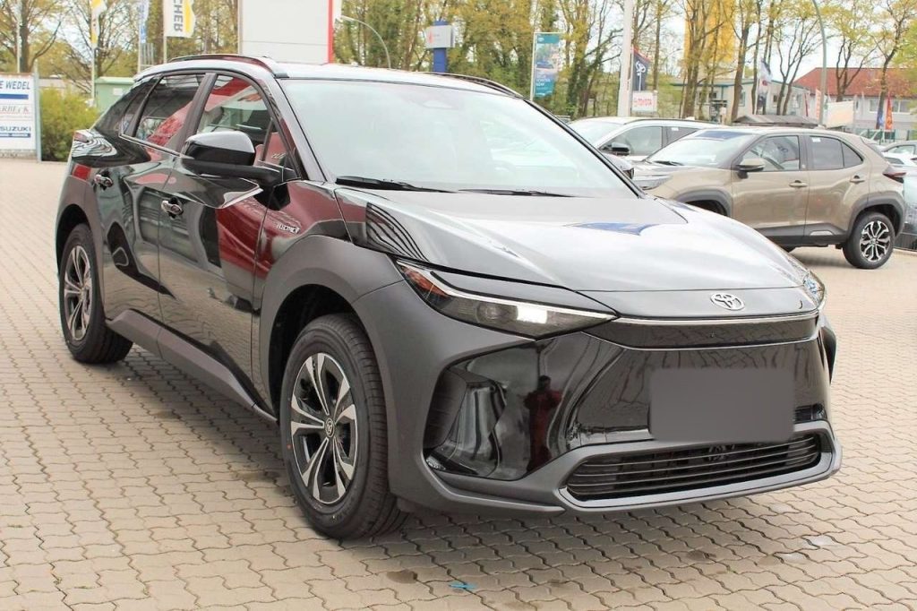 Toyota bZ4X FWD