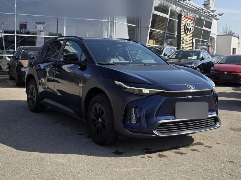 Toyota bZ4X FWD