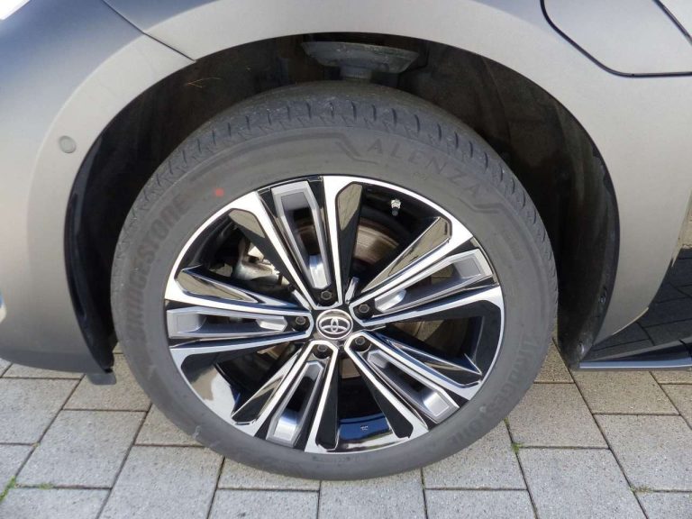 Toyota bZ4X FWD Comfort et Technique - photo 10