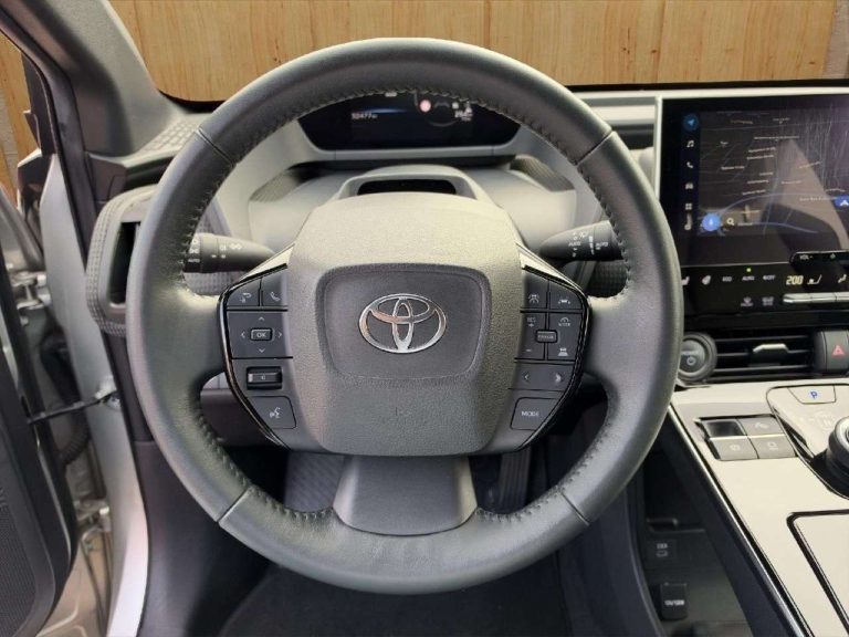 Toyota bZ4X FWD Pack Confort - photo 11