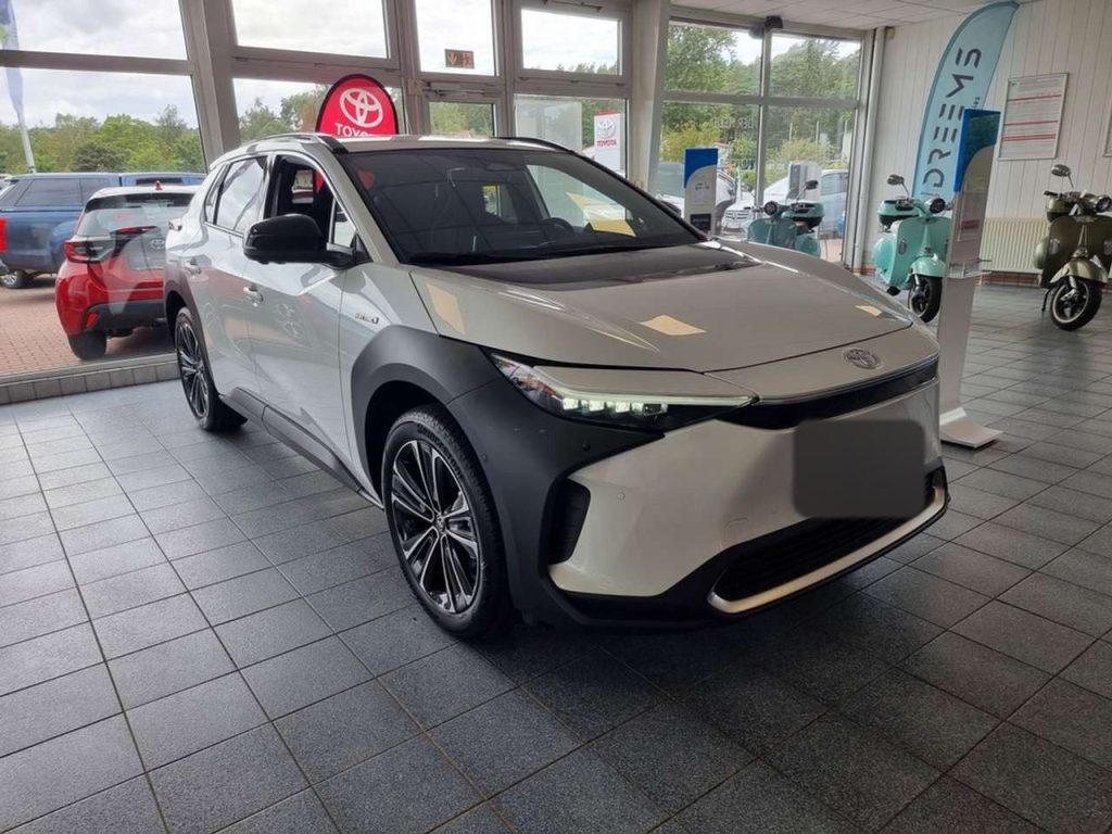 Toyota bZ4X FWD