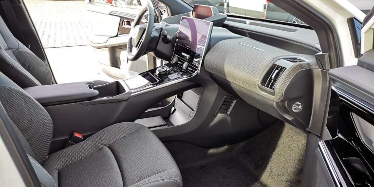 Toyota bZ4X FWD Comfort - photo 10
