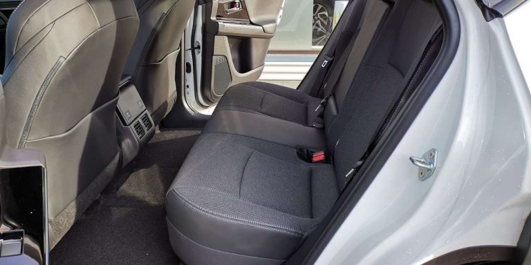 Toyota bZ4X FWD Comfort - photo 12