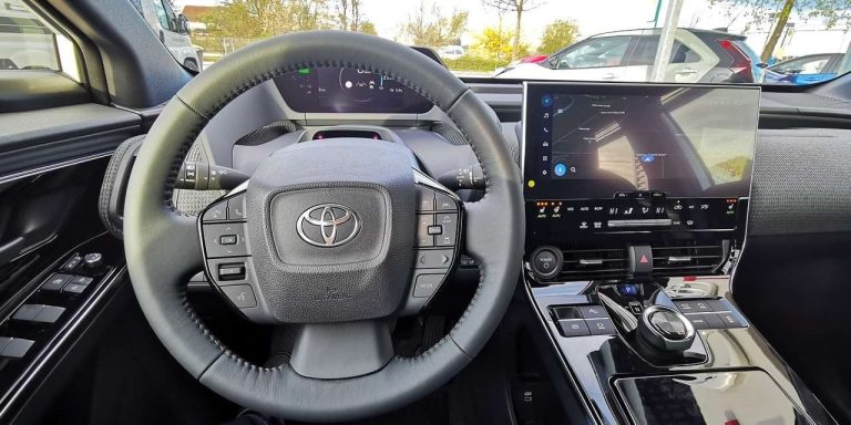 Toyota bZ4X FWD Comfort - photo 7