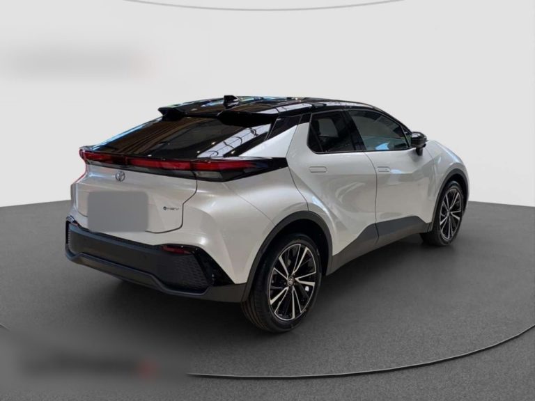 Toyota C-HR 1.8 Hybrid Team D - photo 3