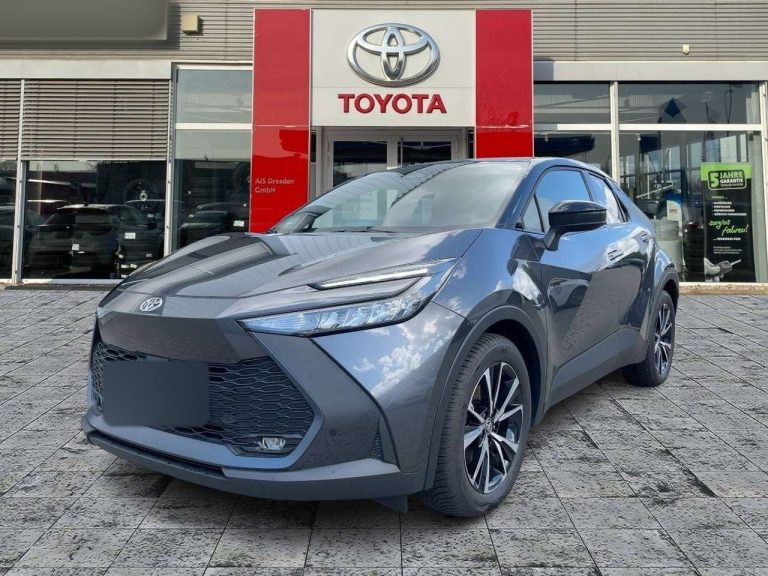 Toyota C-HR 2.0 Hybrid Team Deutschland
