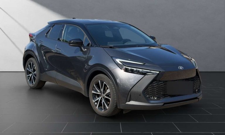 Toyota C-HR 1.8 Hybrid Team D
