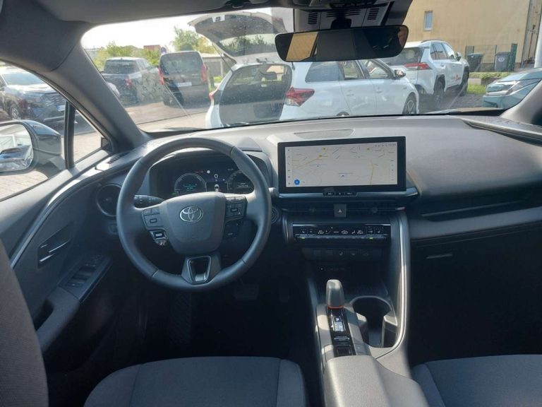 Toyota C-HR 1.8 Hybrid Team Deutschland - photo 10