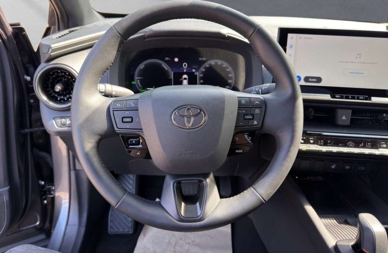 Toyota C-HR 1.8 Hybrid Team D - photo 10