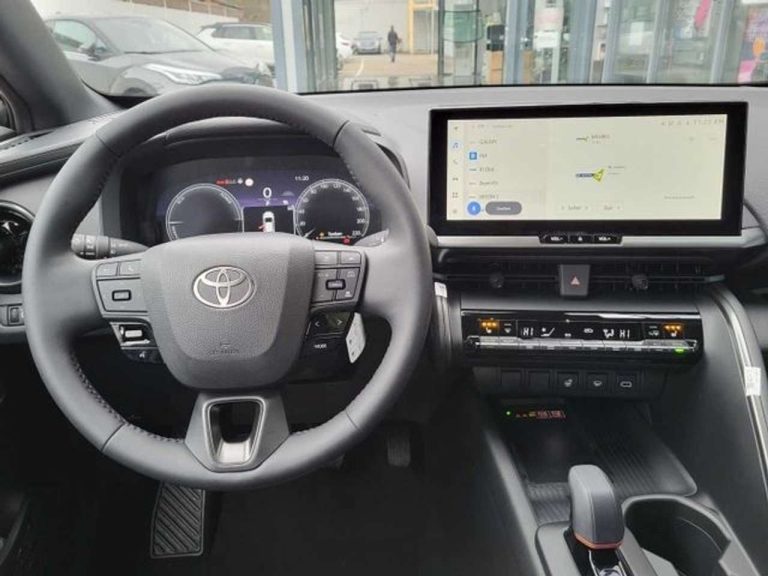 Toyota C-HR 1.8 Hybrid Black & White - photo 11