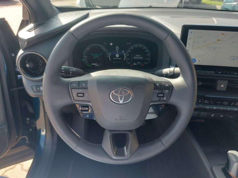 Toyota C-HR 1.8 Hybrid Team Deutschland - photo 11
