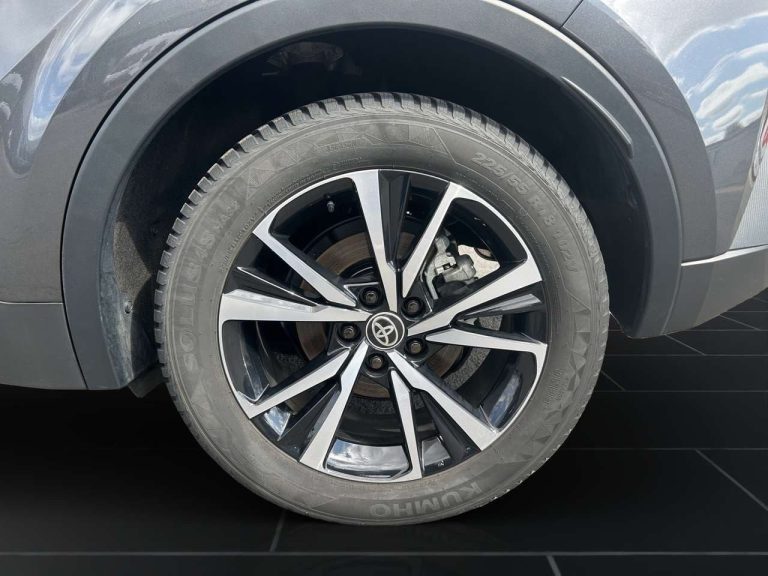 Toyota C-HR 1.8 Hybrid Team Deutschland - photo 13