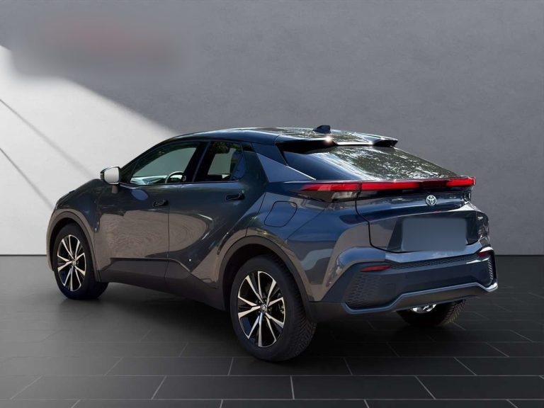 Toyota C-HR 1.8 Hybrid Team Deutschland - photo 2