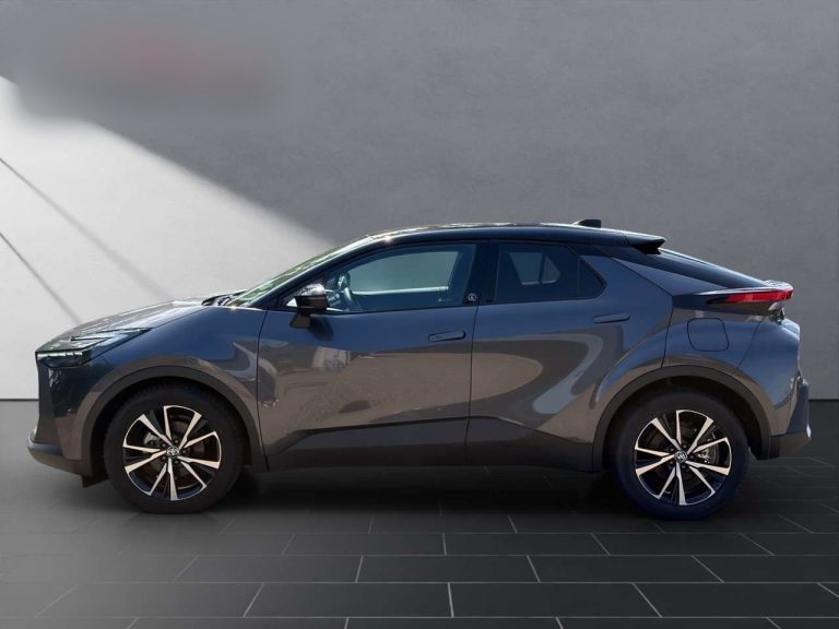 Toyota C-HR 1.8 Hybrid Team Deutschland - photo 3