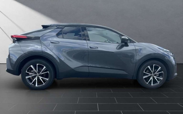 Toyota C-HR 1.8 Hybrid Team Deutschland - photo 3