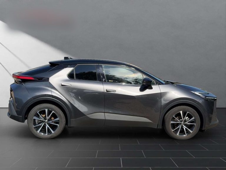 Toyota C-HR 1.8 Hybrid Team Deutschland - photo 4