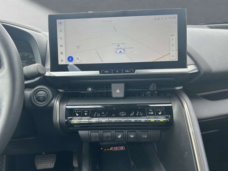 Toyota C-HR 1.8 Hybrid Team Deutschland - photo 9