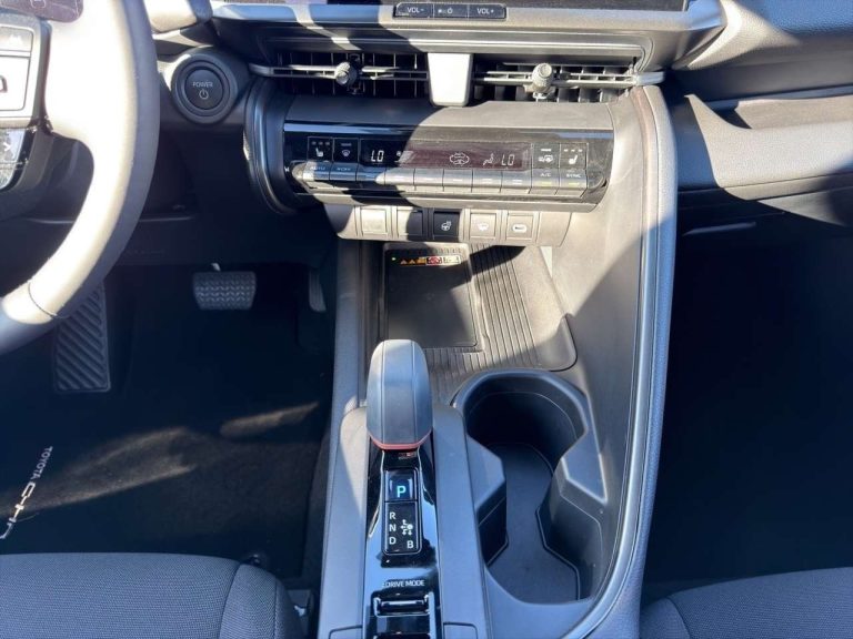 Toyota C-HR 1.8 Hybrid Teamplayer - photo 12