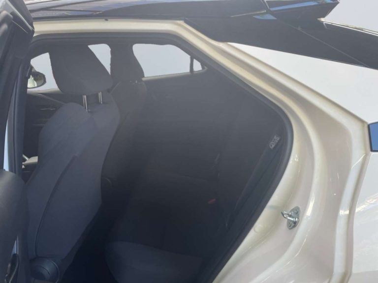 Toyota C-HR 1.8 Hybrid Team Deutschland - photo 12