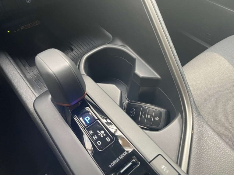 Toyota C-HR 1.8 Hybrid Team Deutschland - photo 17