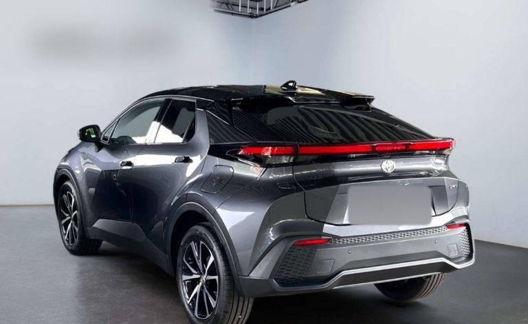 Toyota C-HR 1.8 Hybride Team Deutschland - photo 2